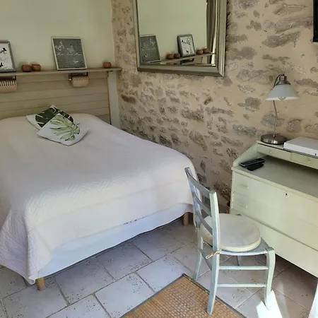 Gite Milly * Milly-la-Foret